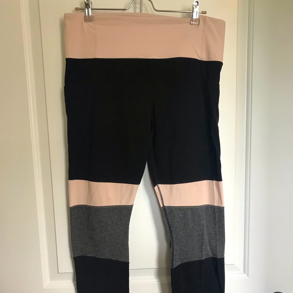 Athleta Modblock Salutation Tight- Black/Pink/Heather Grey